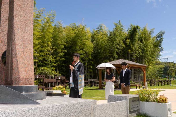 新しい墓地の形　岩国市